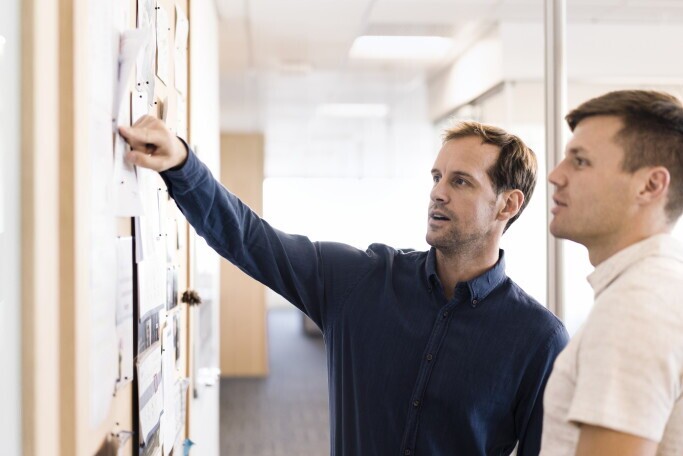 Senior Accountant (a), 1. Bild